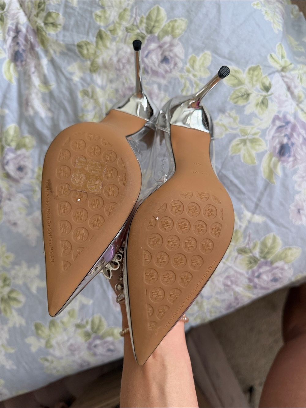 Silver Pointed Toe Embellished Women’s Flats - Picture 3 of 3